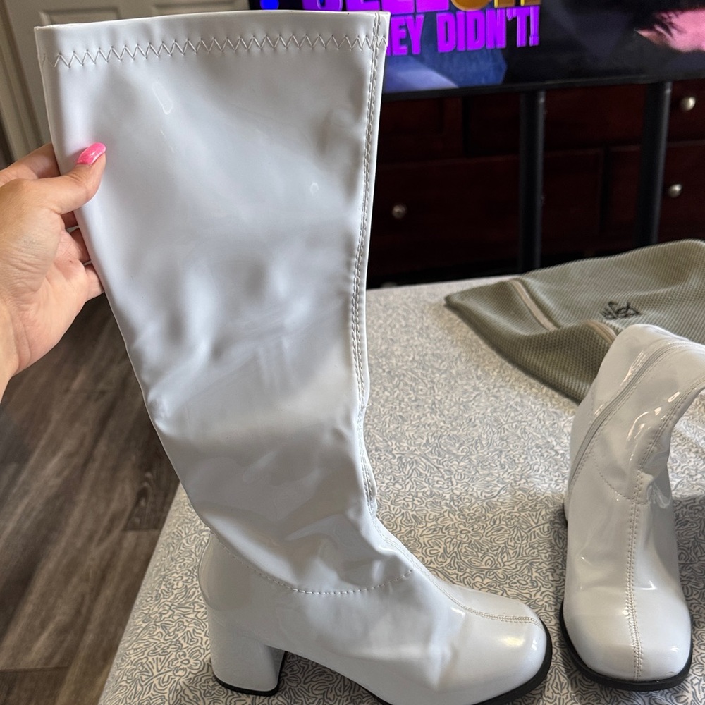 Size 8 Ellie White Patent Over-the-Knee Block Heel Go-Go Boots